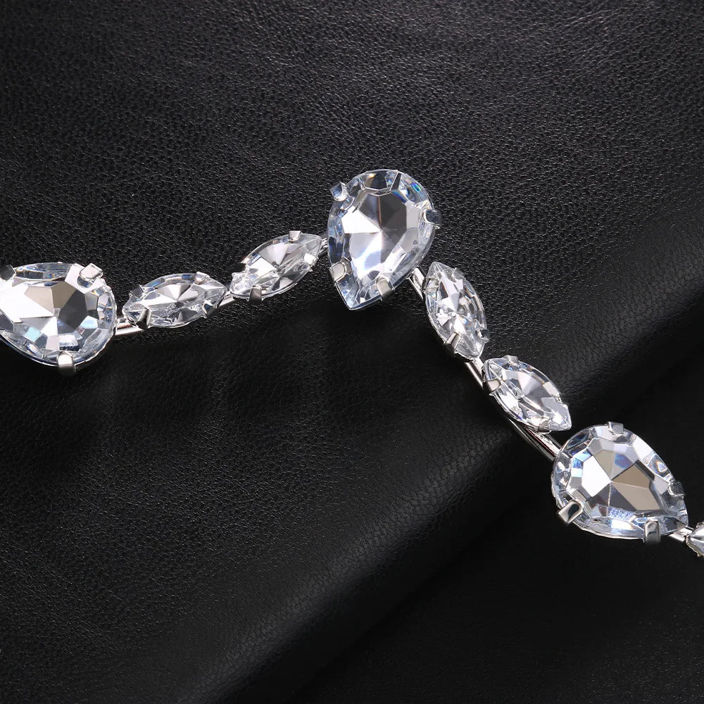 Glimmering Facial Jewel