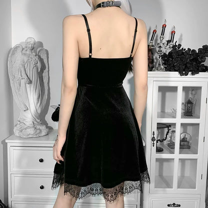 Gothic Lace Elegance Dress