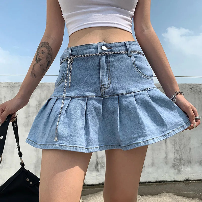 Retro-Revival-Denim-Skirt